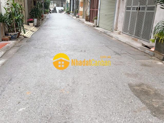 Đẳng cấp khác biệt nhà mới koong nguyễn văn cừ 45m, 7t, mt4m, thang máy, gara, ô tô tránh