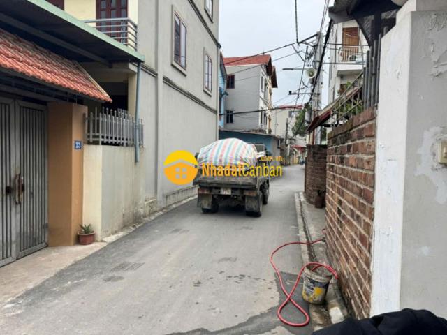 Ngọc thuỵ oto đậu cửa trong đê 58m2 giá nhỉnh 4 tỷ