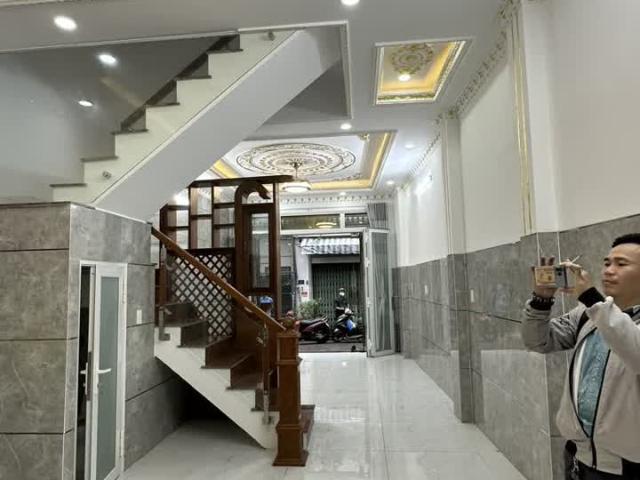 Ngộp Bank Bán Gấp Nhà Mặt tiền đường 24A, Bình Tân, 4 tầng, 4 Phòng Ngủ