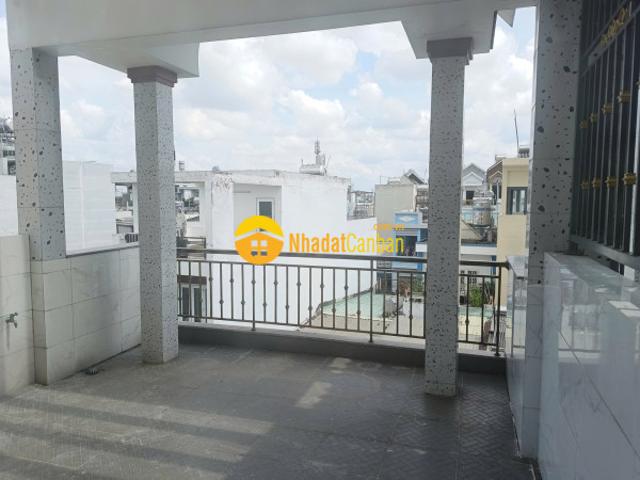 Đường số 8, bhh b bình tân hxh đậu trước cửa xe vào nhà5ty7, gần kdc vĩnh lộc