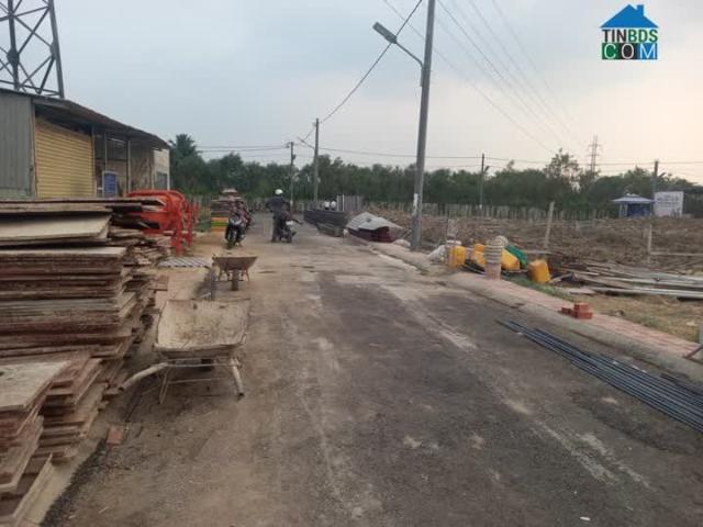 Ngôi Nhà Đẹp Nầy Có Thể Là Của Bạn