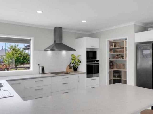 Ngongotaha 6 Bedroom 2 Bathroom Home