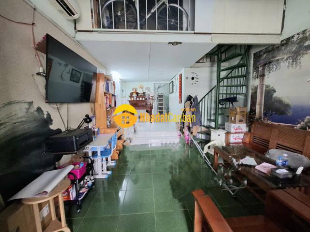 Ngôp, gâp ban, giảm sâu, măt tiền kinh doanh, gần chợ bà hom, 340m2, nở hậu, nhinh 15 ty