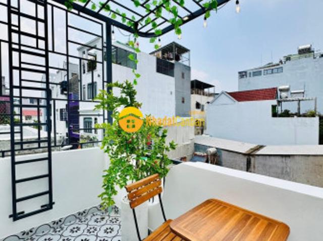 Ở ngay nguyễn thái sơn hẻm kinh doanh sầm uất 30m2 3t nhỉnh 5 tỷ