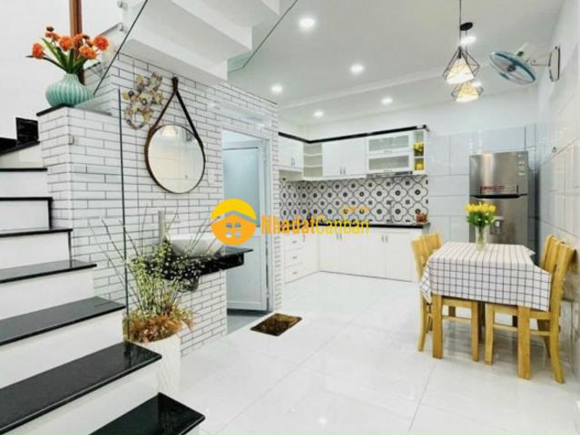 Ngay lê văn thọ phạm văn chiêu, 56m2. Giá 3,7tỷ