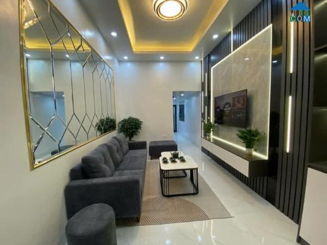 Ở Ngay Trung Tâm – Nhà Gần Công Viên, Dân Trí Cao, Cực Hiếm Trên Thị Trường!