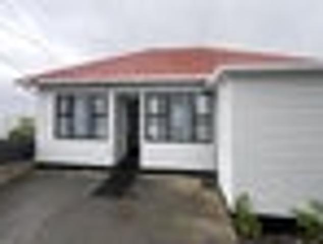 Ngaio, 4 bedrooms, $700 pw
