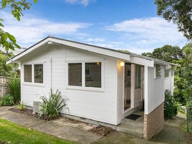 ngaio, 2 bedrooms