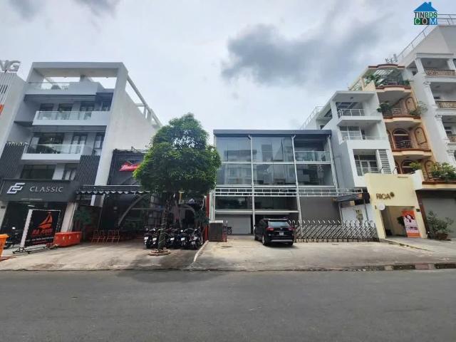 Ngang lớn 13.5x27m Cn 334m MTKD Trần Nguyên Đán Ngay Phan Xích Long TN. 220Tr/th 110Tỷ