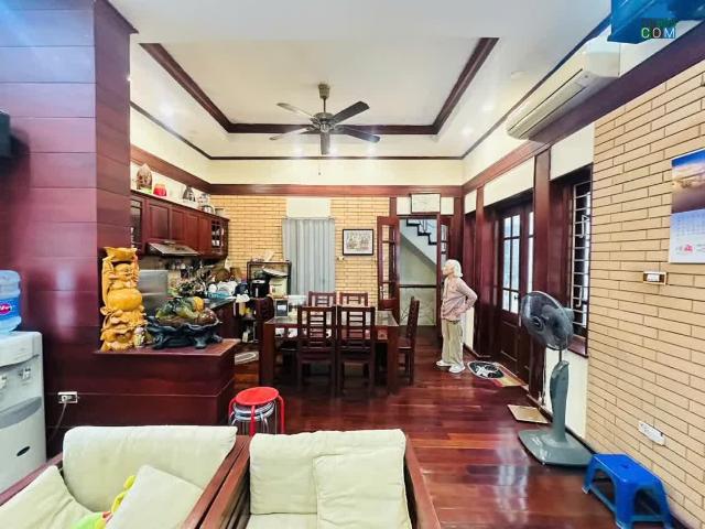 Nguyễn Trãi Trung Tâm Quận 72M Chỉ 11 Tỷ, Mặt Tiền Quyền Lực Ngõ Đẹp Gần Phố Gần Ô Tô