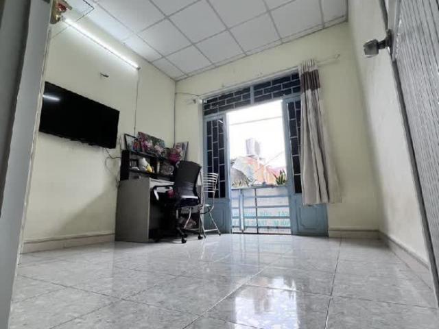 Nguyễn Văn Quá, Đông Hưng Thuận, Quận 12 DT 35m2 3.3 x 8 x 2, Chỉ 2.5 tỷ