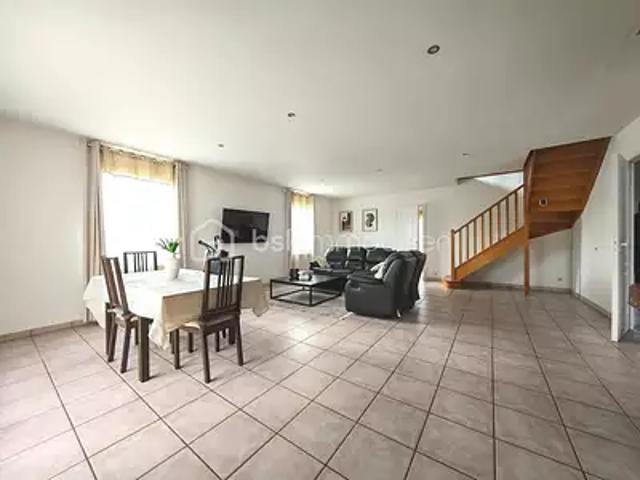 Nemours 77140 Achat / Vente maison 7 pièces t7