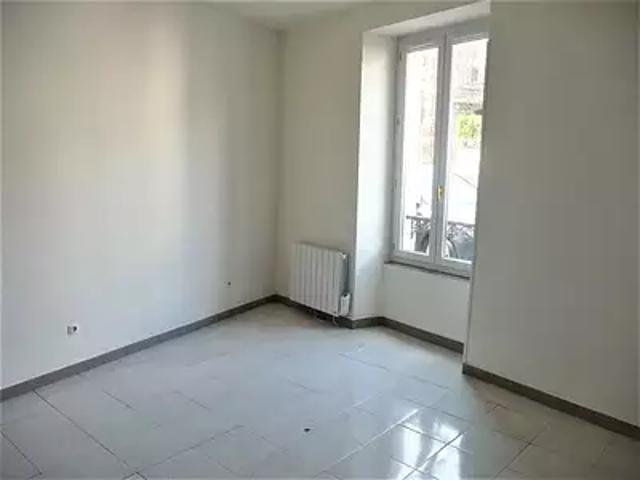 Nemours 77140 Location appartement 1 pièce t1