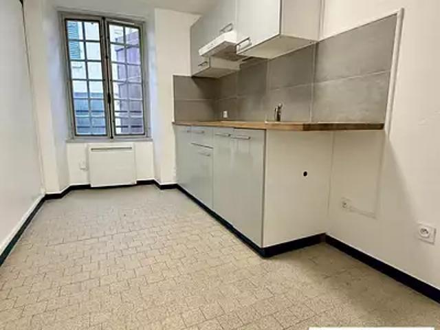 Nemours 77140 Location appartement 2 pièces t2