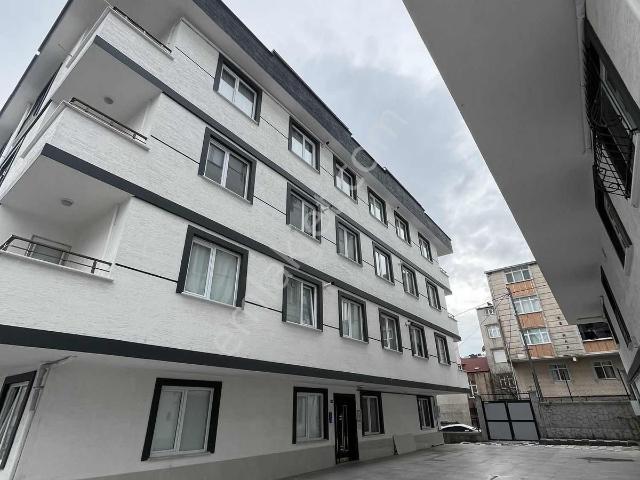 Merkezi Konumda Çift Teraslı Eşyalı 1+1 Lüks Kiralık Daire