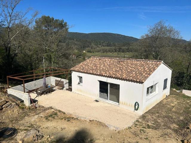 NEOULES: Maison à vendre très récente, de 68m² + sous sol de 73m² et terrain de 850m²