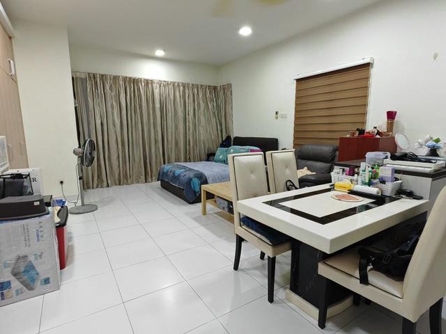 Neo Damansara Fully Furnished Studio For Sale