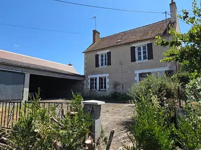 Néons sur Creuse 36220 Achat / Vente maison 4 pièces t4 au dernier étage cave