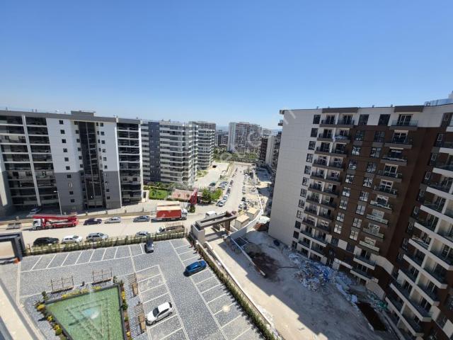 Neos Göksu'da Ferah 1+1 Satılık Daire