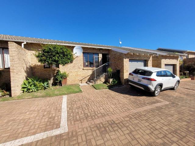 Neat affordable townhouse located in a well maintained security complex