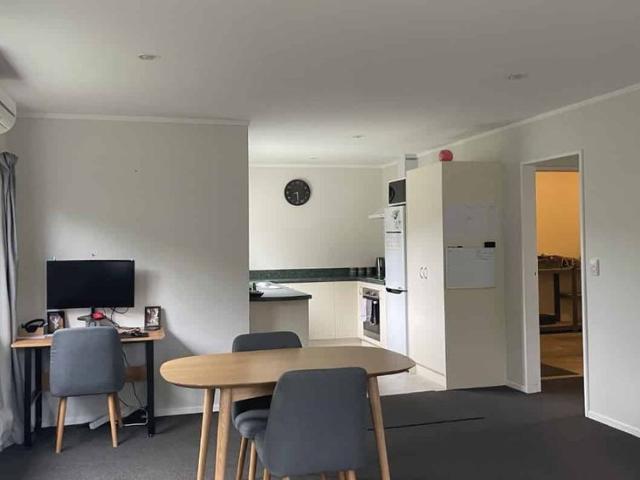 Neat and tidy 2 bedroom in Johnsonville