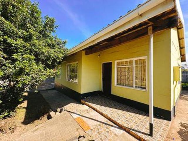 neat and secure 3 bedroom home avail.