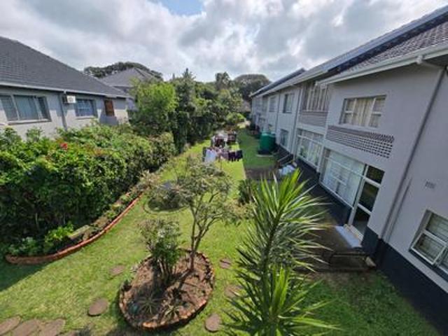 neat and secure 2 bedroom flat in sc.