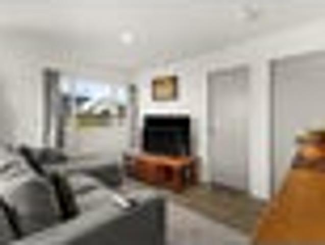 Neat As A Pin On A Freehold Section