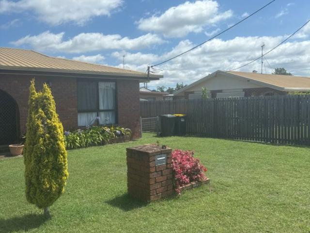 NEAT, LOW MAINTENANCE LIVING IN A CONVENIENT MILLBANK LOCATION