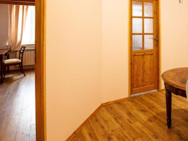 Neat single Bedroom near Kraków old town