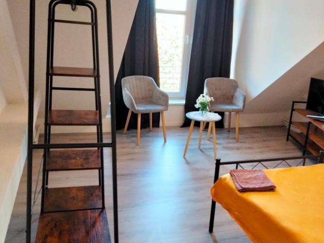 Neat, spacious apartment