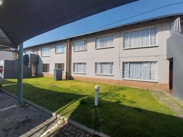 neat 2 bedroom townhouse