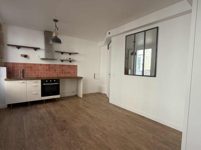 NEAUPHLE LE CHATEAU – APPARTEMENT 2 PIECES