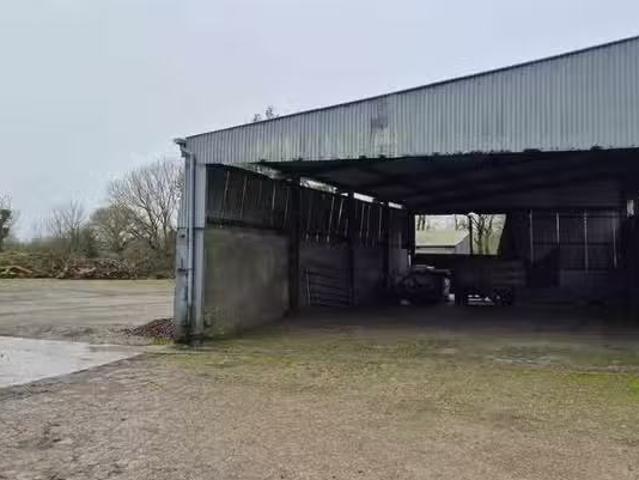 Near, Mitchelstown, Co. Cork is for rent
