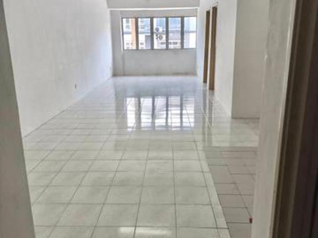 NEAR MRT Taman Pinggiran Putra Seri Kembangan Selangor FOR SALE
