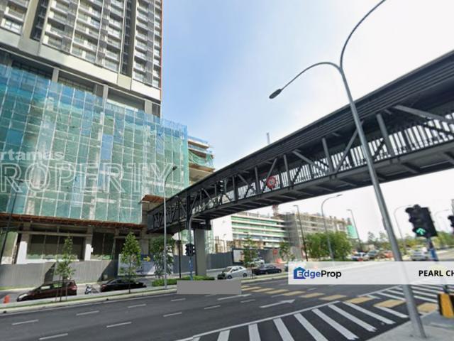 Near MRT Brand New Ground Floor End lot, Facing Main Road @ Emerald 9 Serviced Residence, Cheras Batu 9 Selangor