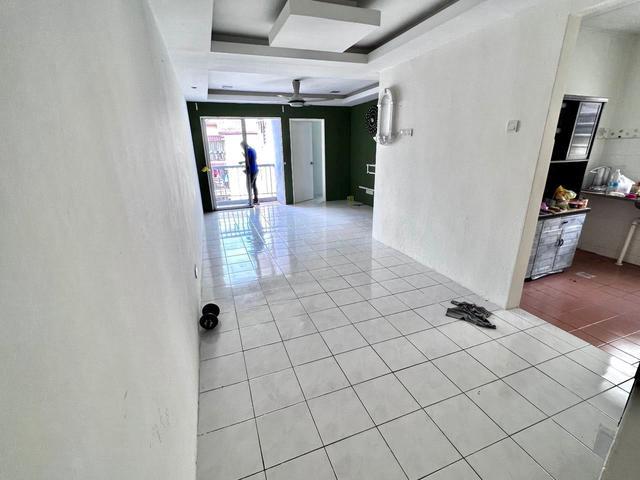 NEAR MRT FREEHOLD Sri Ehsan Apartment Kepong Kuala Lumpur FOR SALE