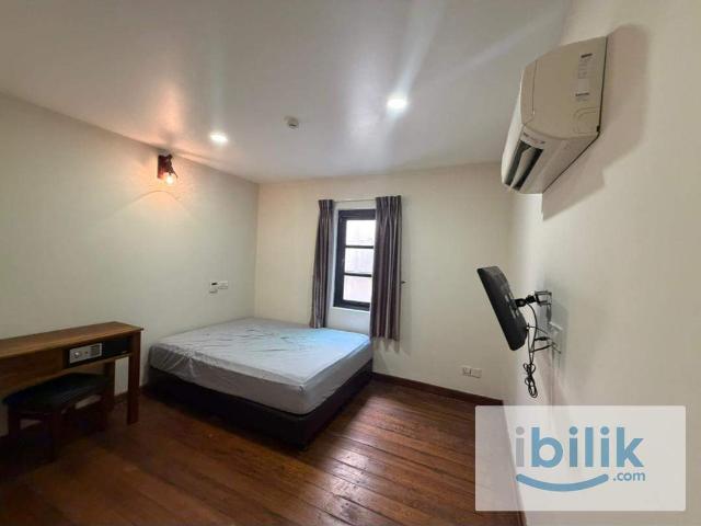 Near MRT MerdekaPUDU, MASTER ROOM TO RENT IN PALOMA INN, ZERO DEPOSIT