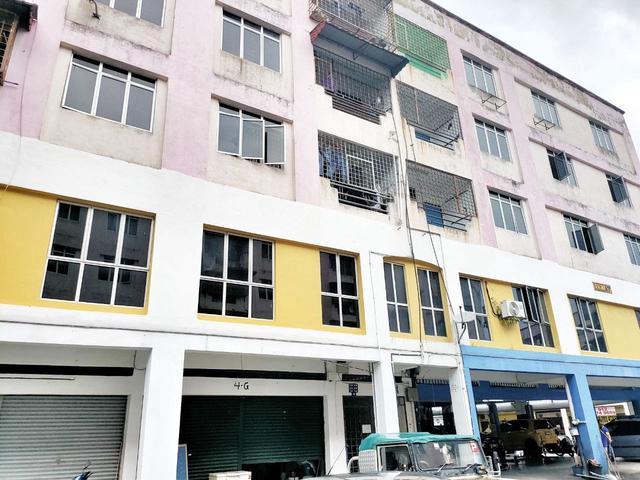 NEAR MRT Shoplot Apartment Hentian Kajang