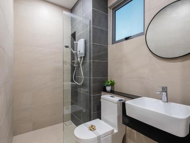Near MRT Station 16 Sierra Area Ready Unit Full Loan Limited Unit