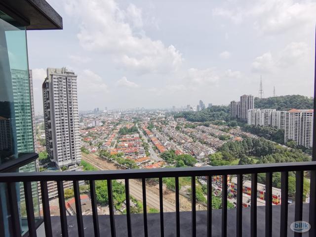 Near NU Tower KL Sentral Balcony medium room at old klang road!