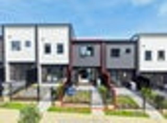 Near New 2 Bed with Sea Views — Motivated Vendor