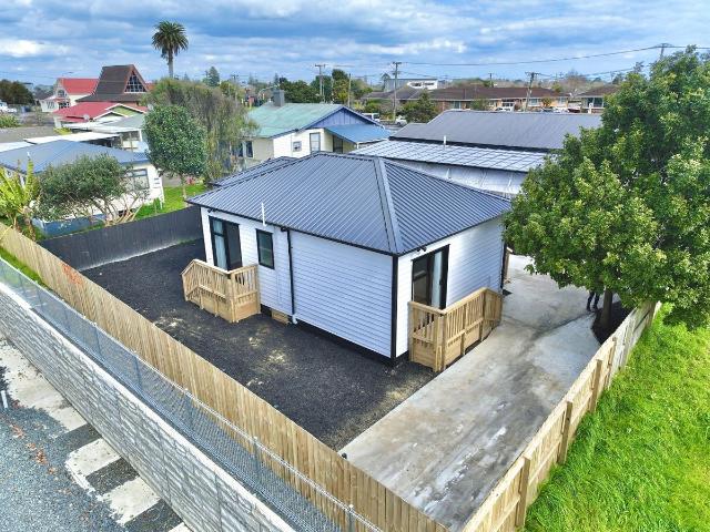 Near new central Papatoetoe