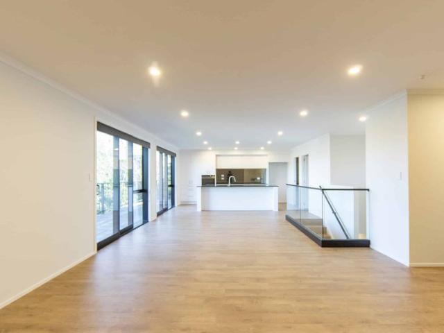 Near New Executive Home