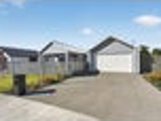 Near New in Westbush!