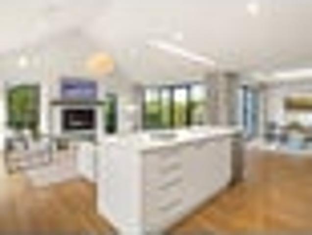 Near New, Modern Comfort & Stylish Living