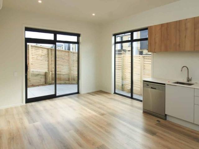 Near new modern complex