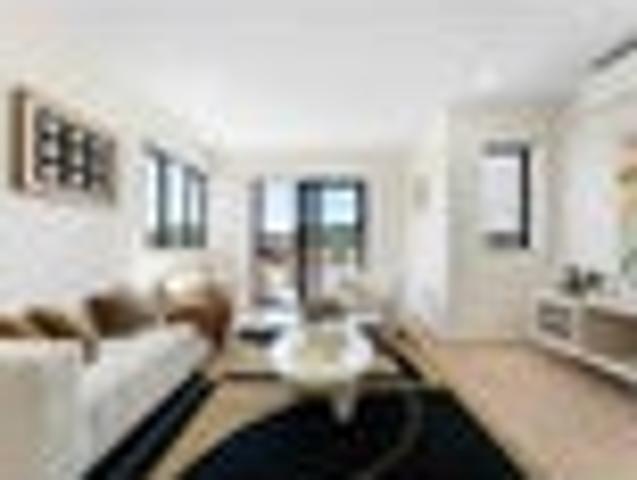 Near New, Spacious Family Sanctuary with Garage