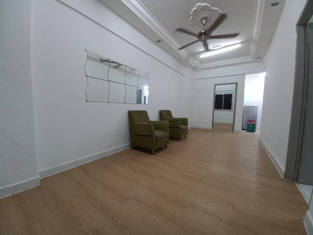 NEAR AMPANG POINT Flat Permai Court 2 Ampang