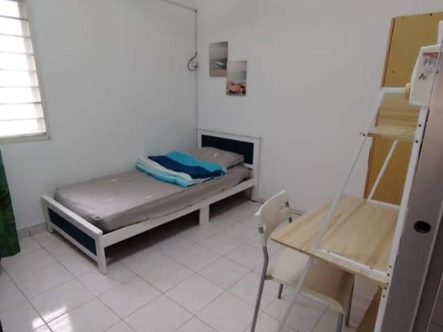 Near by Cyberjaya @ Middle Room to Rent